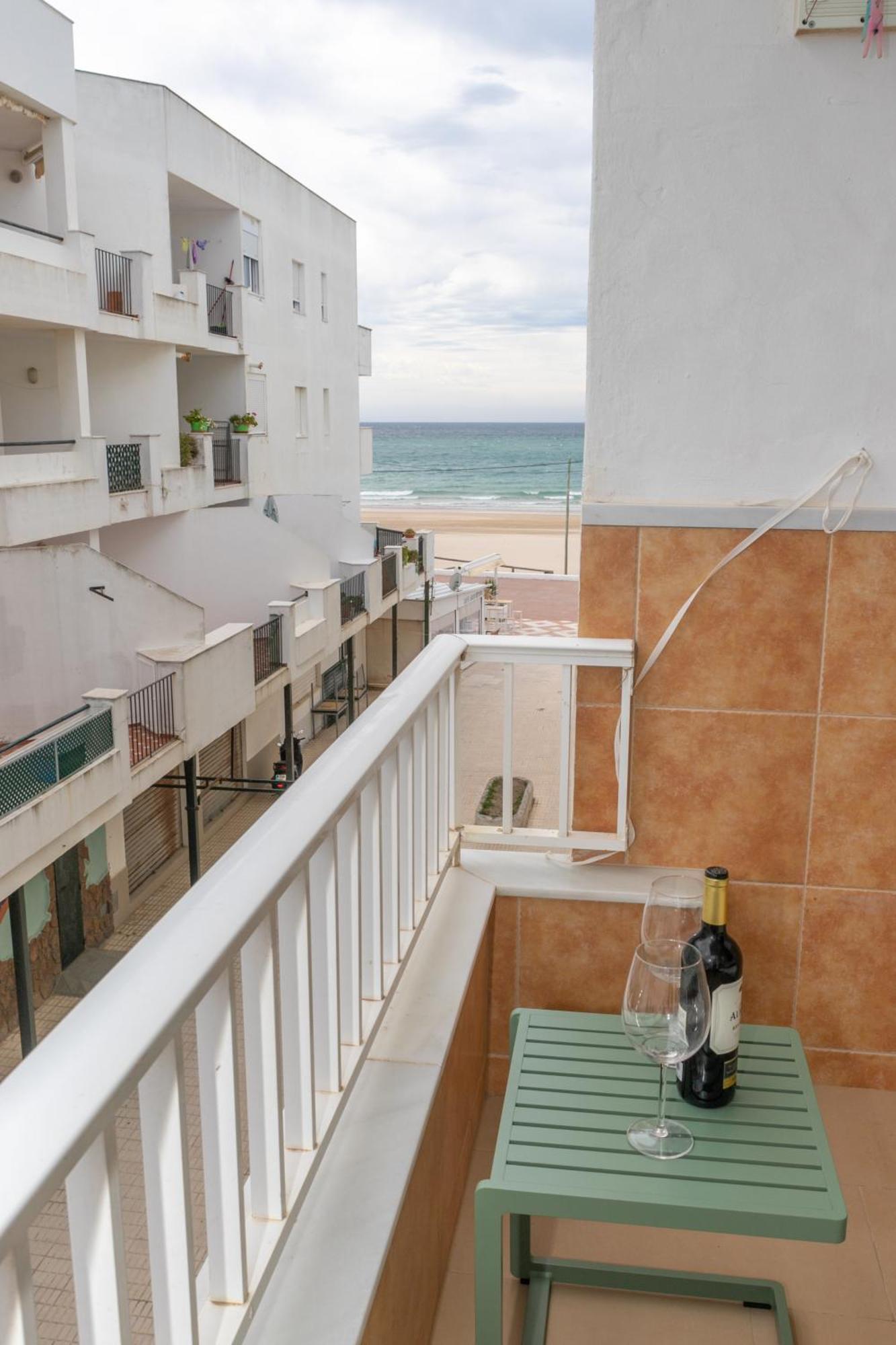 Casa Melva - Primera Linea Con Terraza, Moderno Barbate Exterior photo